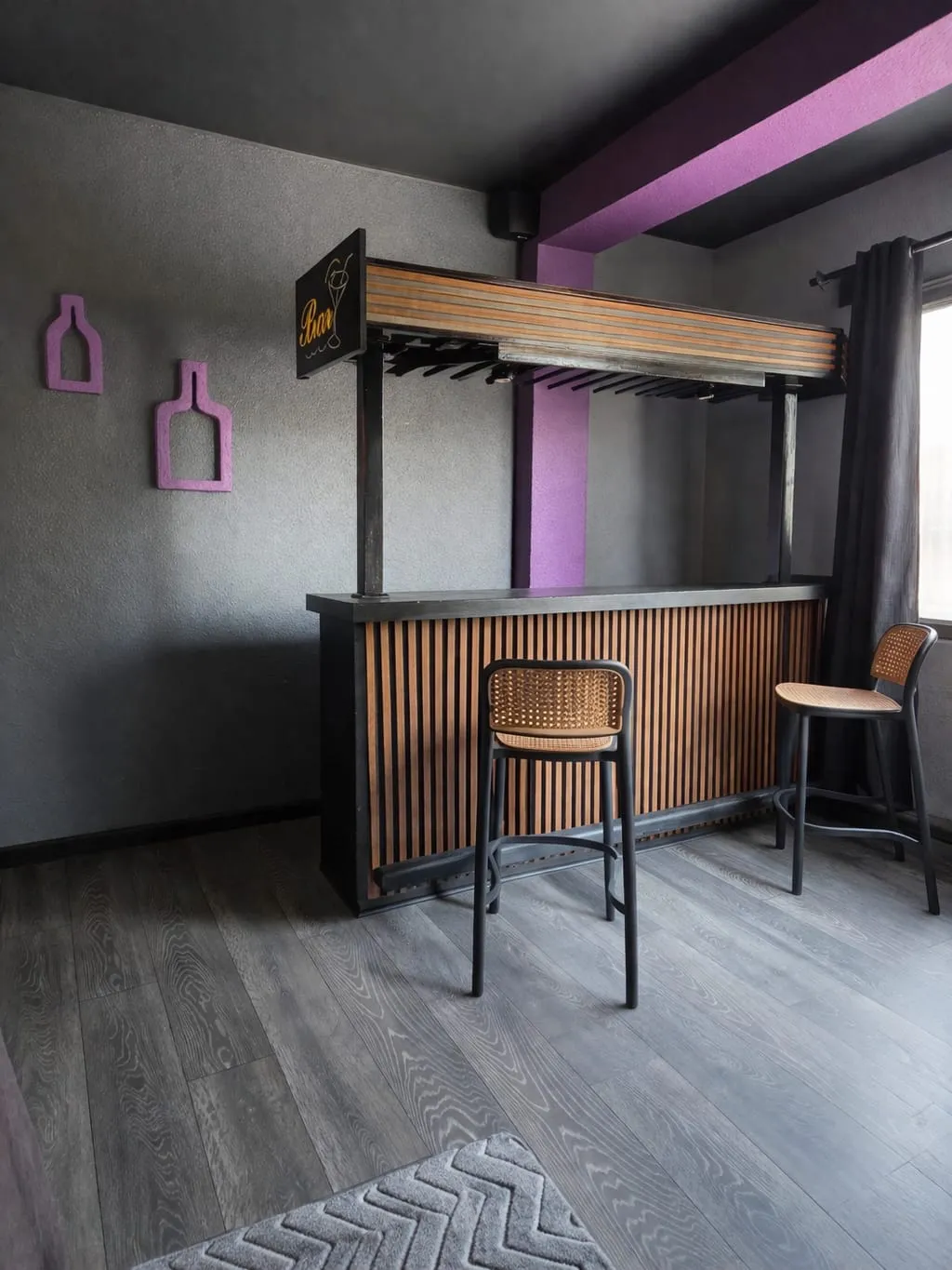 Suite 16